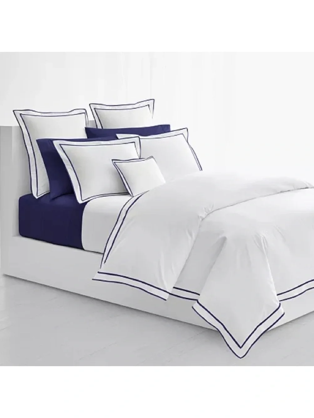 Lauren Ralph Lauren Spencer Sateen Border King Duvet Cover in White/Navy NEW